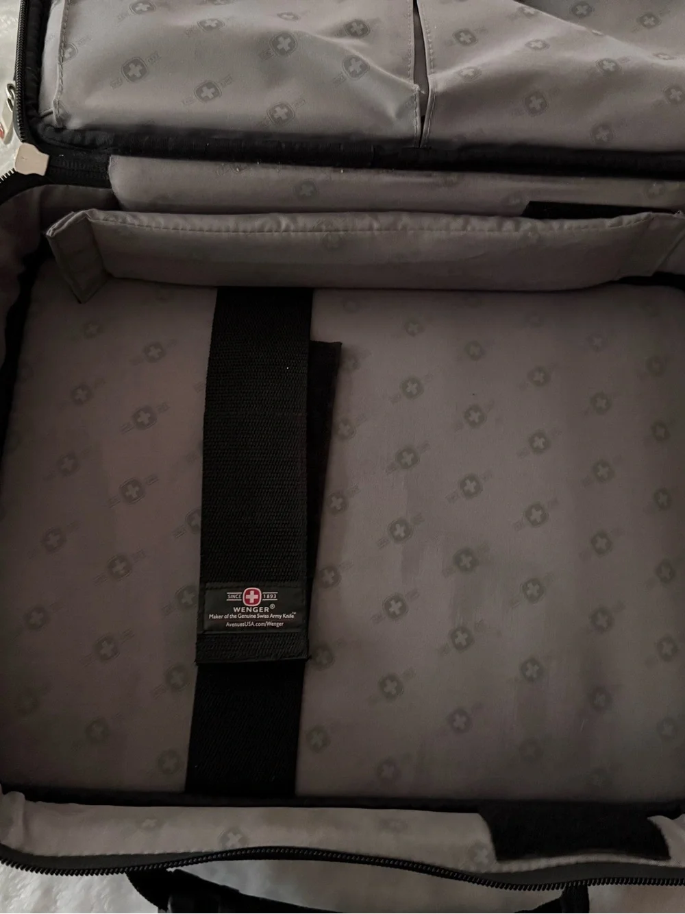 Wenger Swiss Army Laptop Briefcase Shoulder Bag 16” Black Multiple Pockets